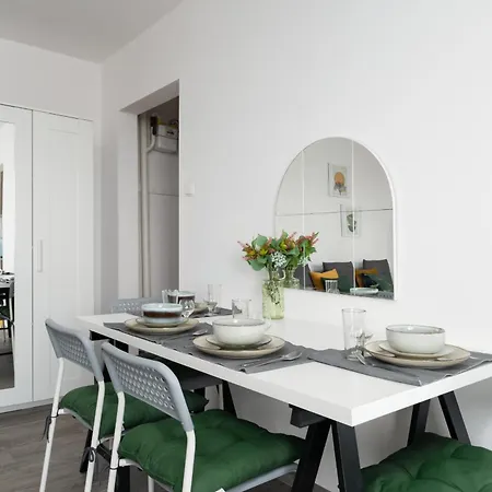 Lägenhet Cozy Studio Retro In By Renters Poznań
