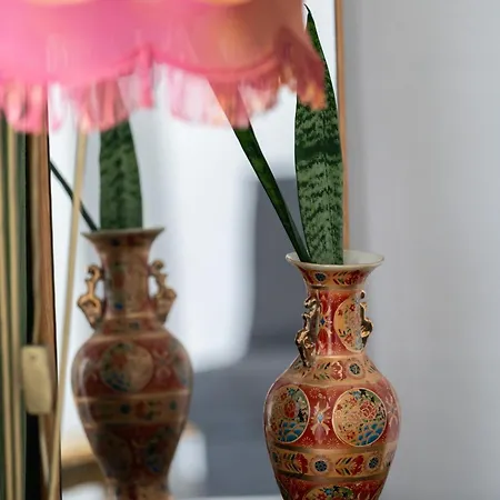 Cozy Studio Retro In By Renters